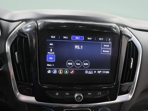 Used 2022 Chevrolet Traverse RS AWD/4WD image 12