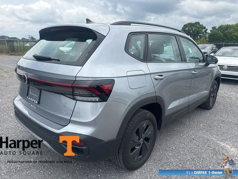 Used 2025 Volkswagen Taos S FWD image 5