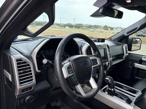 Used 2016 Ford F150 Lariat w/ Equipment Group 502A Luxury AWD/4WD image 19