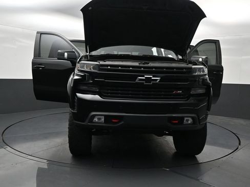 Used 2020 Chevrolet Silverado 1500 LT Trail Boss AWD/4WD image 36