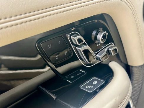 Used 2019 Land Rover Range Rover HSE AWD/4WD image 11