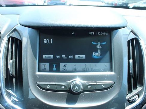 Used 2016 Chevrolet Cruze LT FWD image 19