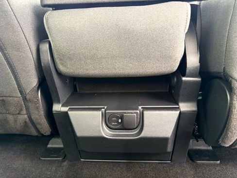 Used 2021 Ford F150 XLT w/ Trailer Tow Package image 16