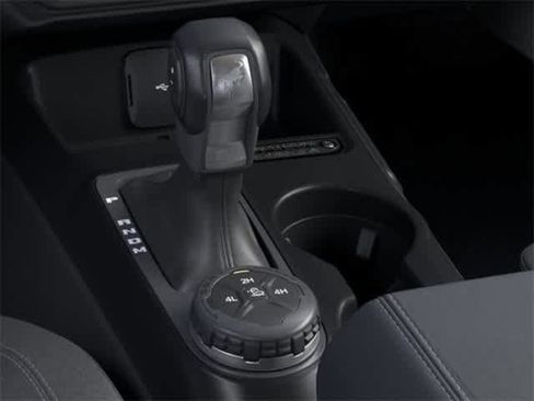 New 2025 Ford Bronco Big Bend image 17