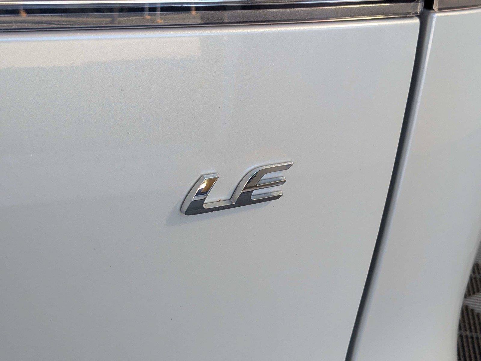 Certified 2023 Toyota Corolla Cross LE FWD image 8