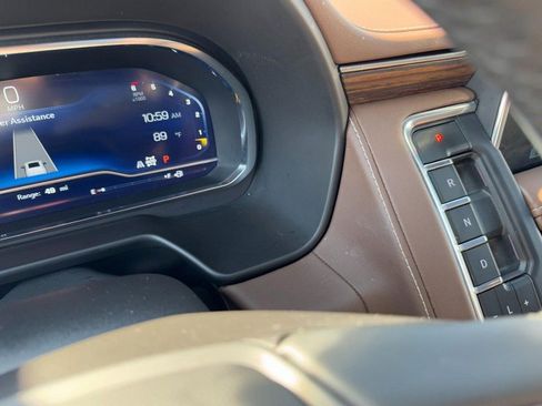 Used 2024 Chevrolet Tahoe High Country w/ Premium Package 2 image 21