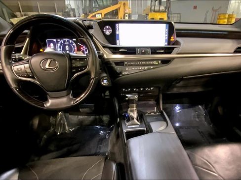 Used 2019 Lexus ES 350 w/ Luxury Package image 15