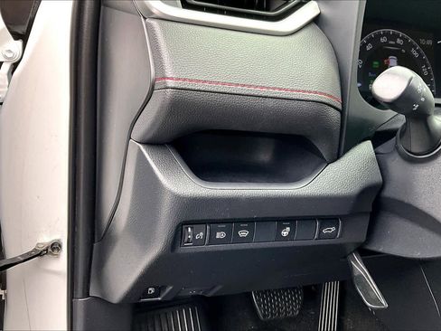 Certified 2023 Toyota RAV4 SE image 29