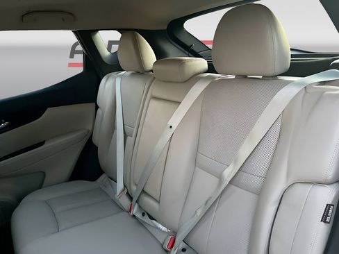 Used 2022 Nissan Rogue Sport SL FWD image 24
