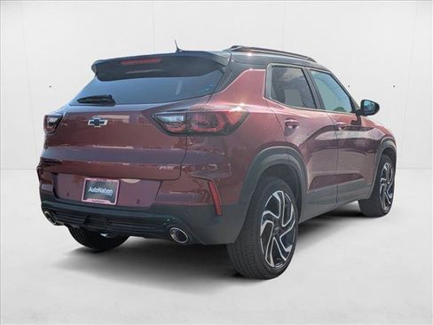 New 2025 Chevrolet TrailBlazer RS w/ Convenience Package AWD/4WD image 2