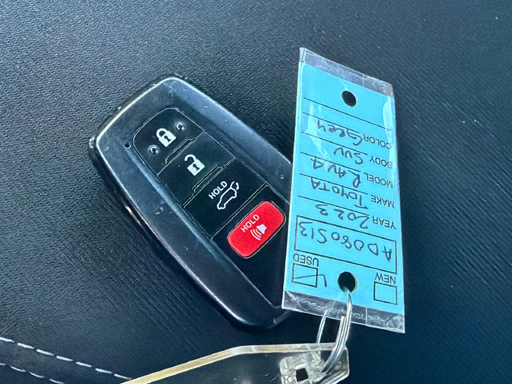 Used 2023 Toyota RAV4 XLE Premium AWD/4WD image 35