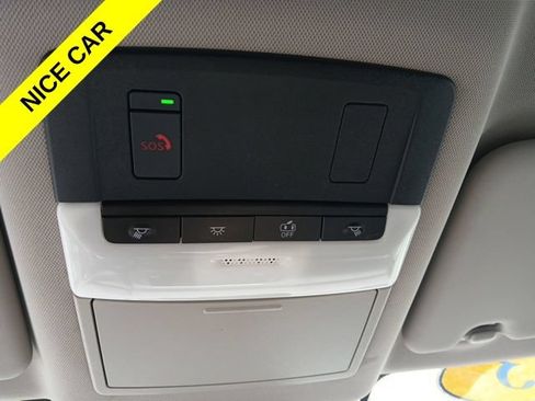 Used 2023 Nissan Rogue SV AWD/4WD image 14