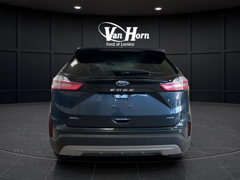 Used 2023 Ford Edge SEL AWD/4WD image 6