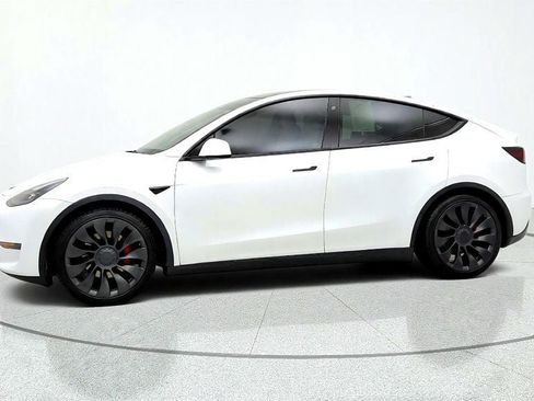 Used 2022 Tesla Model Y Performance AWD/4WD image 8