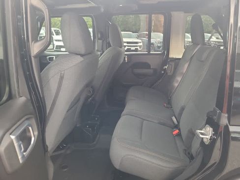 Used 2026 Jeep Wrangler Unlimited Sport AWD/4WD image 23