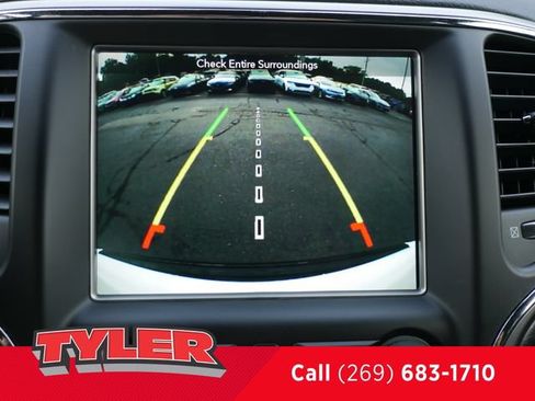 Used 2018 Jeep Grand Cherokee Altitude AWD/4WD image 46