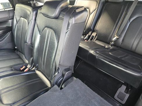 Used 2019 Ford Expedition Max Limited image 22