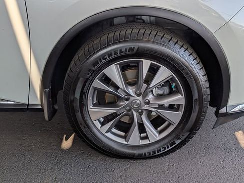 Used 2015 Nissan Murano SV w/ Premium Package FWD image 7