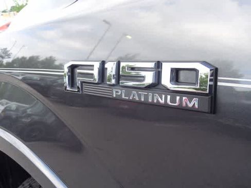 Used 2018 Ford F150 Platinum w/ Equipment Group 701A Luxury AWD/4WD image 46