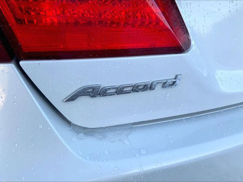 Used 2014 Honda Accord Sport image 32