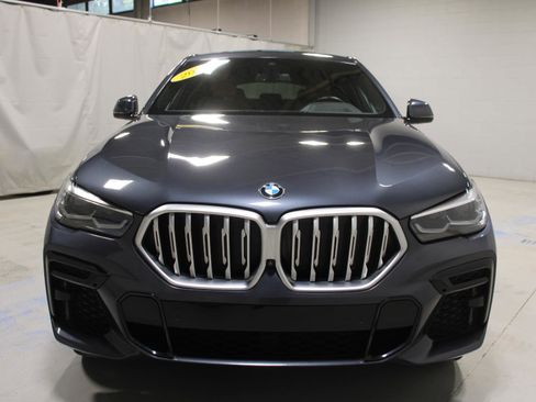 Used 2022 BMW X6 xDrive40i w/ M Sport Package image 4
