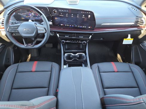 New 2026 Chevrolet Traverse RS image 28