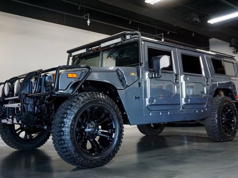 Used 2003 HUMMER H1 4-Door Wagon AWD/4WD image 3