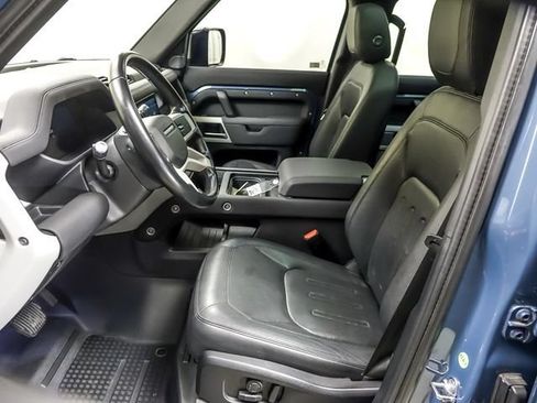 Used 2022 Land Rover Defender 110 SE AWD/4WD image 7
