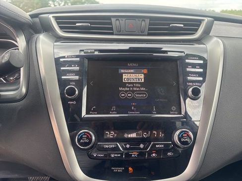 Used 2024 Nissan Murano SV image 21