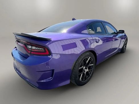 Used 2016 Dodge Charger R/T Scat Pack w/ Technology Group RWD image 8