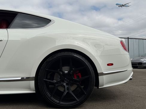 Used 2015 Bentley Continental GT Speed image 31