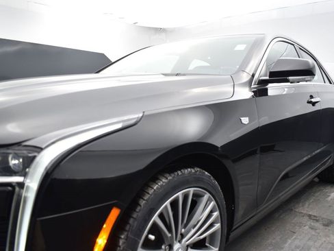 Used 2022 Cadillac CT4 Premium Luxury image 34