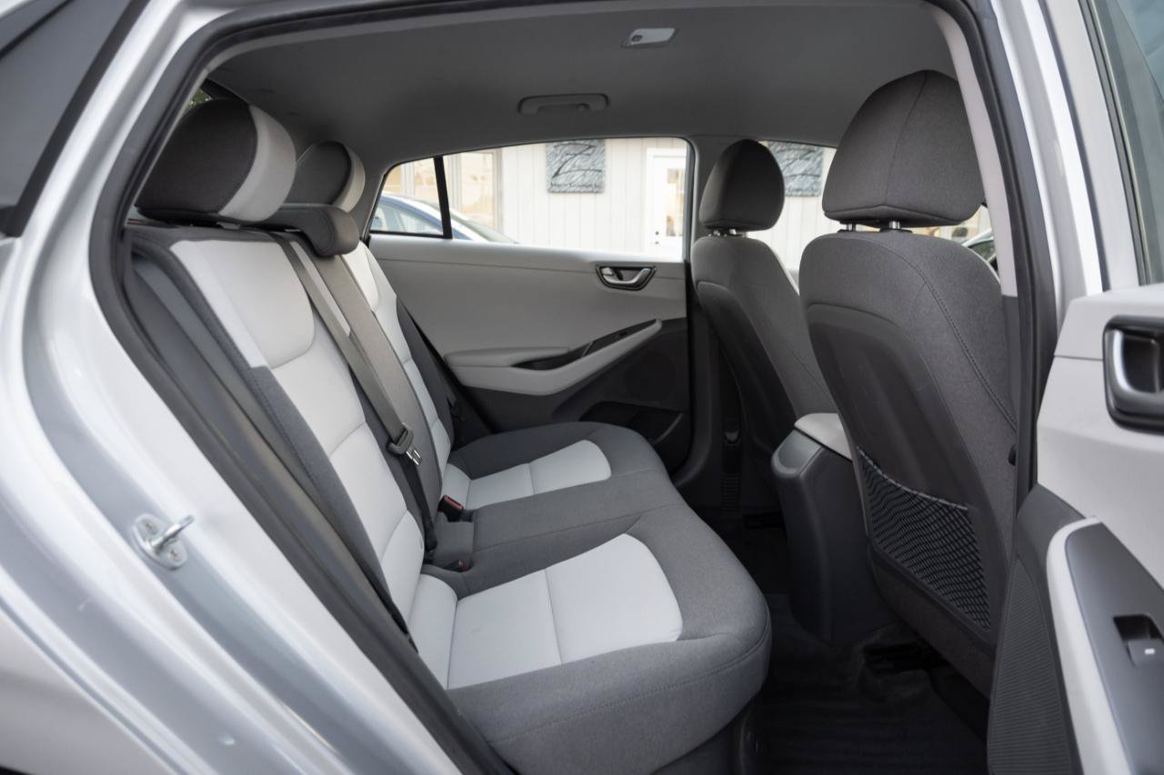 Used 2020 Hyundai Ioniq Blue FWD image 37