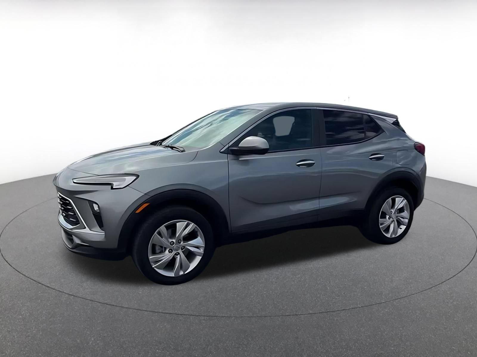 Used 2025 Buick Encore GX Preferred AWD/4WD image 7