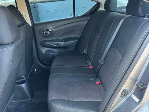 Used 2018 Nissan Versa SV FWD image 9