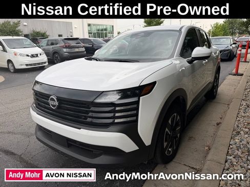 Certified 2025 Nissan Kicks SV AWD/4WD image 3