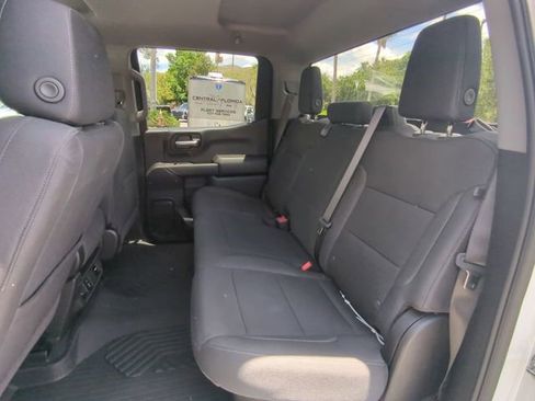 Used 2025 Chevrolet Silverado 1500 Custom Trail Boss AWD/4WD image 15