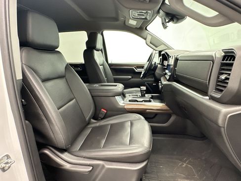 Certified 2022 Chevrolet Silverado 1500 RST w/ All Star Edition Plus AWD/4WD image 28