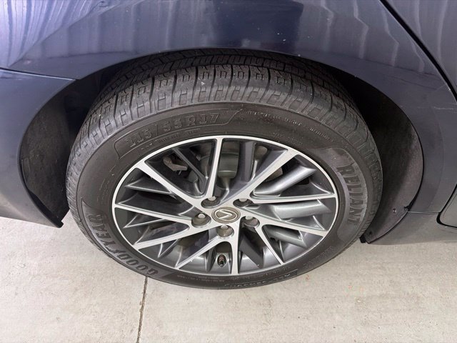 Used 2018 Lexus ES 350 w/ Luxury Package w/Wood Trim FWD image 9