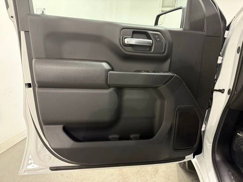 New 2026 GMC Sierra 1500 Pro image 9