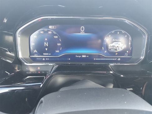 Used 2024 Chevrolet Silverado 1500 High Country w/ High Country Premium Package image 21