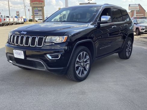 Used 2018 Jeep Grand Cherokee Limited AWD/4WD image 1