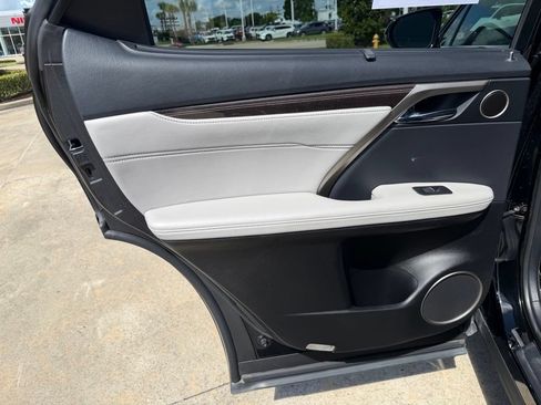 Used 2019 Lexus RX 450h AWD image 14