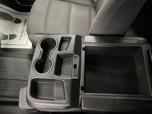 Used 2024 GMC Sierra 1500 Elevation image 37