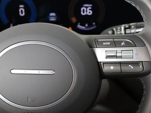 Used 2026 Hyundai Kona SEL Sport FWD image 9