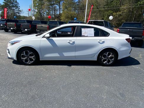 Used 2021 Kia Forte LXS image 3