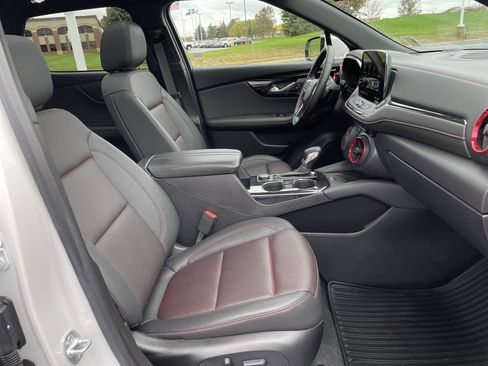 Certified 2024 Chevrolet Blazer RS w/ Driver Confidence II Package image 26