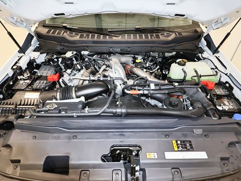 New 2025 Ford F350 Lariat w/ Lariat Ultimate Package image 38