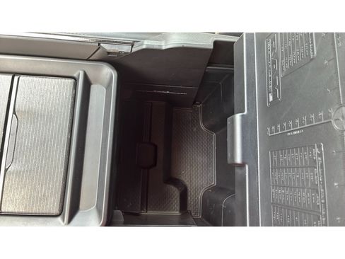Used 2022 RAM 1500 Limited w/ Body-Colour Bumper Group AWD/4WD image 19