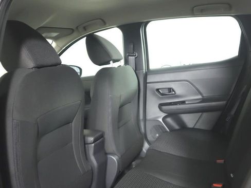 Certified 2025 Nissan Kicks S image 20